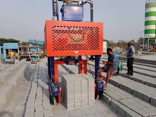 ब्लॉक स्टैकिंग मशीन