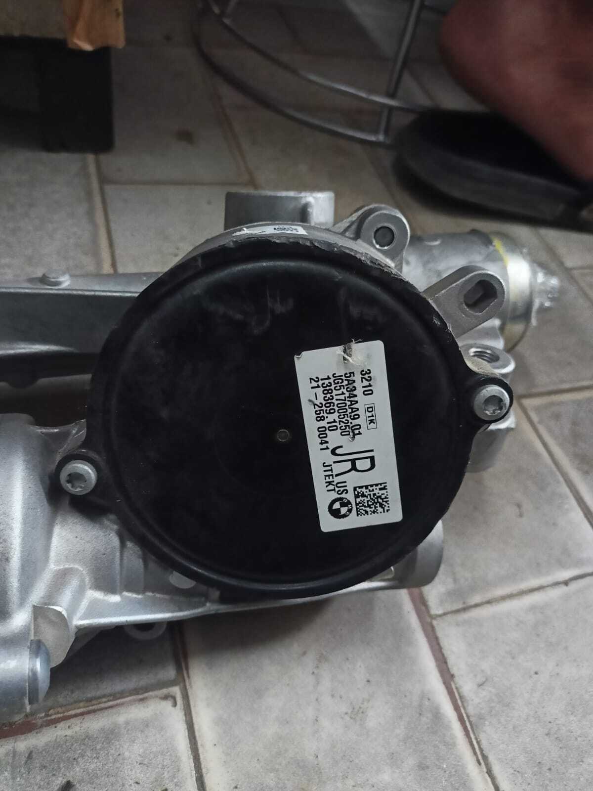 Black And Silver Bmw X1 Steering Rack