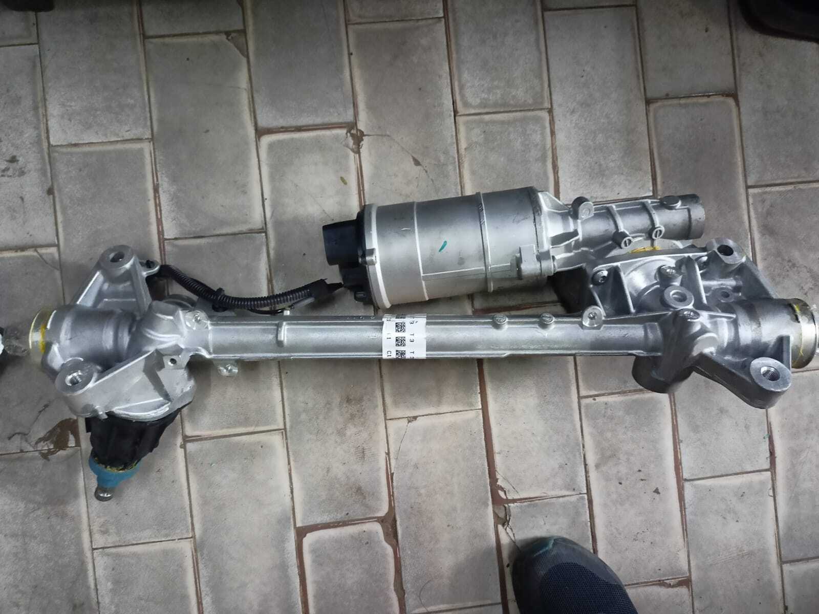Black And Silver Bmw X1 Steering Rack