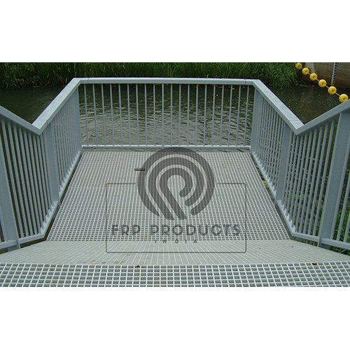 Frp Floor Grating - Frp Material, Various Sizes Available | Polished Surface Treatment, Ideal For Industrial Use