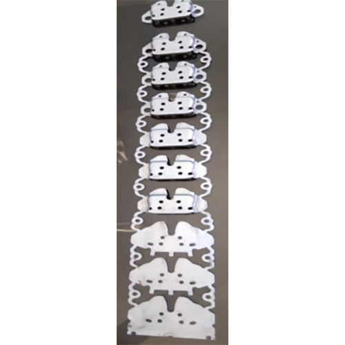 सुजुकी कार के लिए प्रोग्रेसिव टूल्स के साथ सिल्वर कार पार्ट