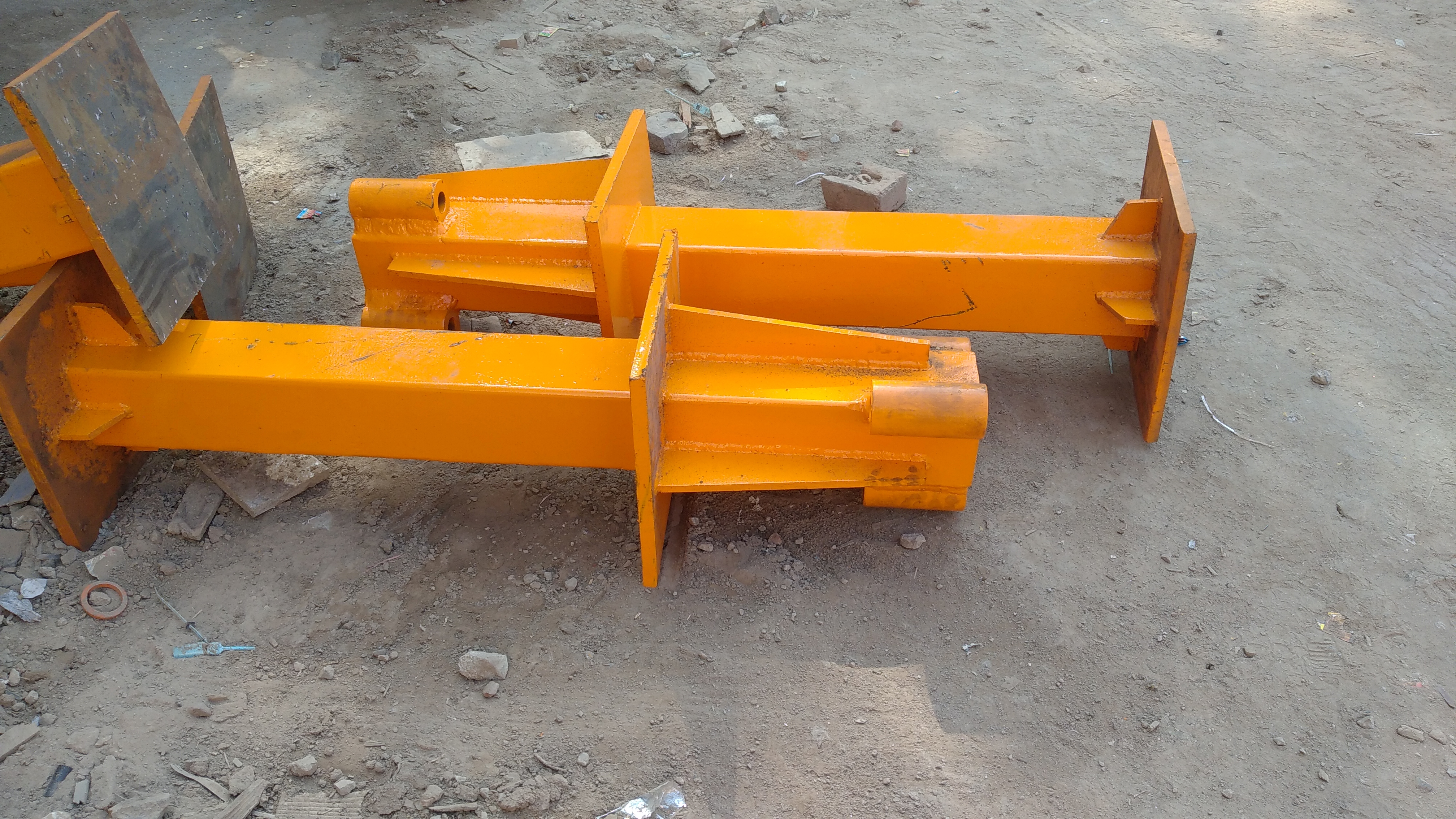 Fixed Tower Crane Foundation Lage - Heavy Duty Steel Structure, Designed For Multiple Applications In Construction, Factory, Hydro Power With Jib Crane Feature