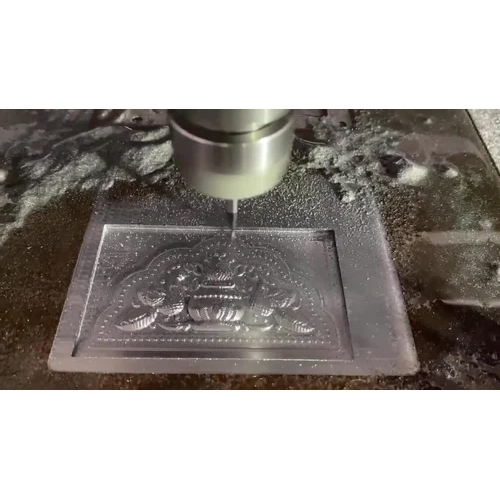 Cnc Metal Engraving Machine - Stainless Steel Automatic Operation | Electric Power Source Ideal For Industrial Use