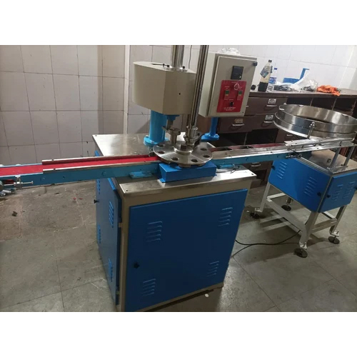 स्वचालित प्लास्टिक वेल्डिंग मशीन की क्षमता: उच्च