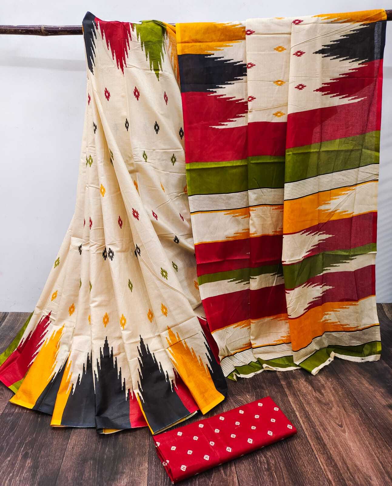Mulmul Cotton Saree - Occasion: Casual