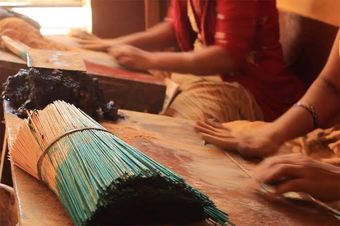 Sripsa Supreme Masala Agarbatti - 100% Natural Bamboo 9 Inch Length | Eco-friendly Aromatic Ideal For Meditation & Religious Use