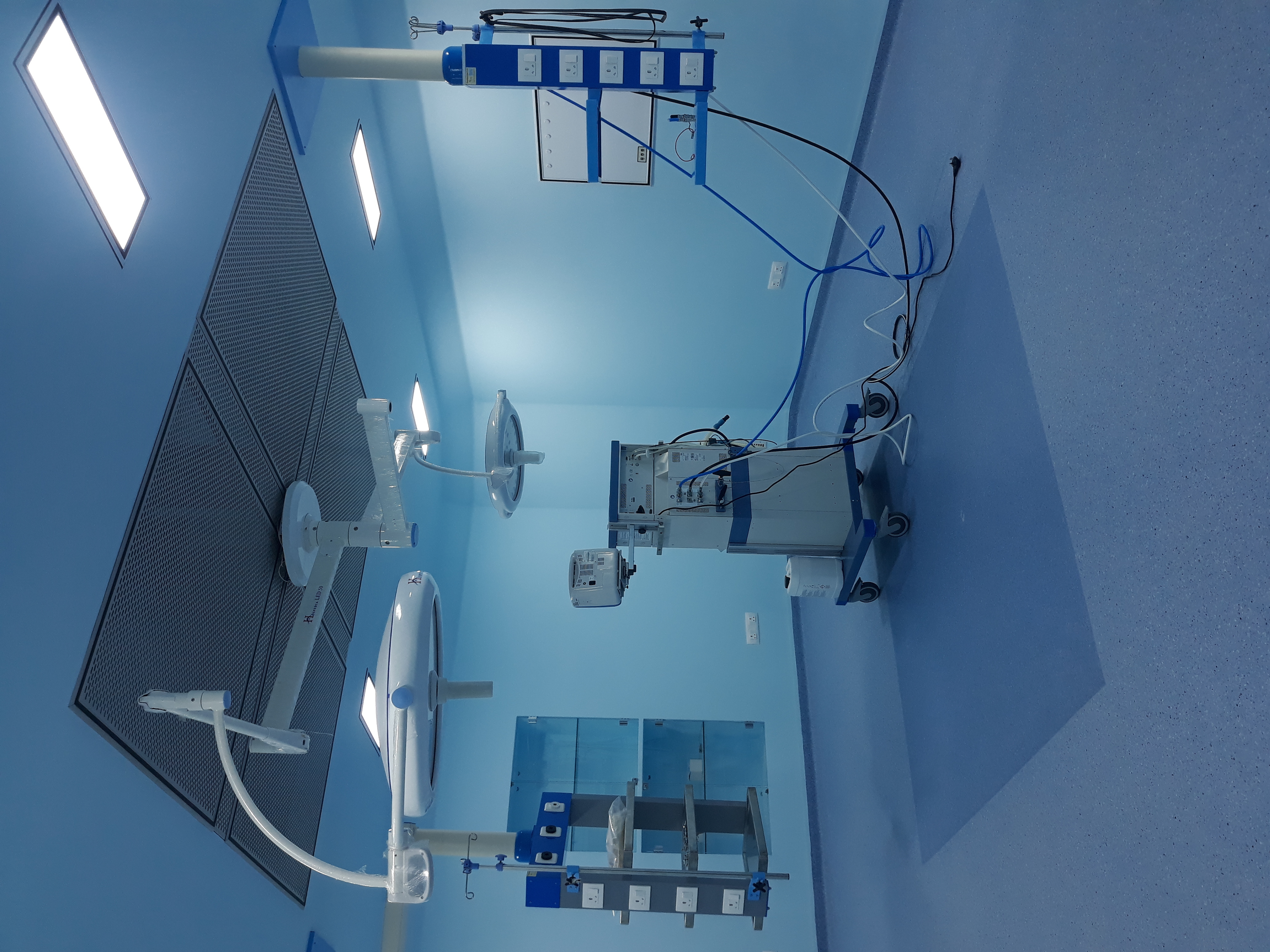 Prefabricated Operation Theatre - Color: White