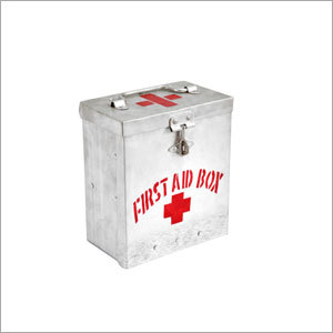 एल्यूमीनियम फर्स्ट ऐड बॉक्स