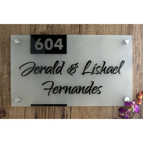 विभिन्न उपलब्ध ऐक्रेलिक नेम प्लेट