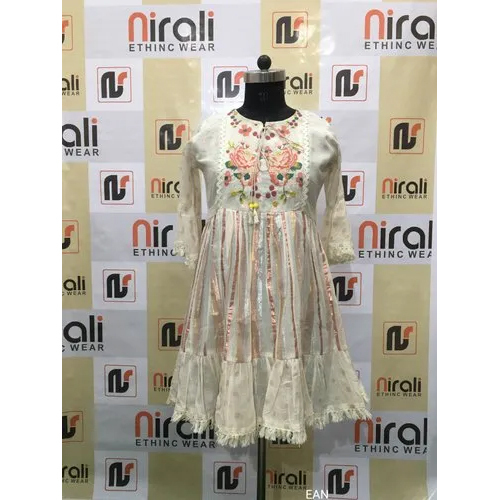 क्रीम ट्यूनिक कुर्ती