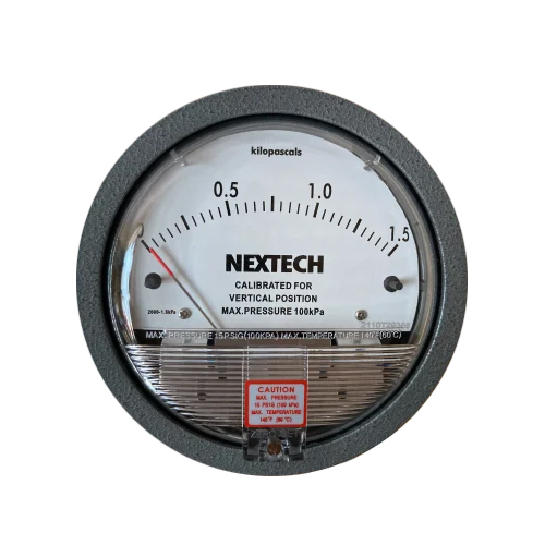 Differential Pressure Gauge - Color: Silver & Black