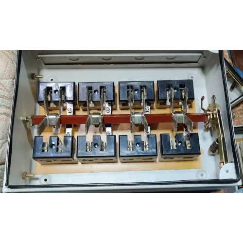 व्हाइट 100a 500v चेंज ओवर स्विच