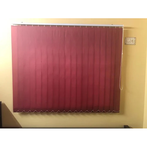 मल्टीकलर्ड वर्टिकल विंडो ब्लाइंड्स