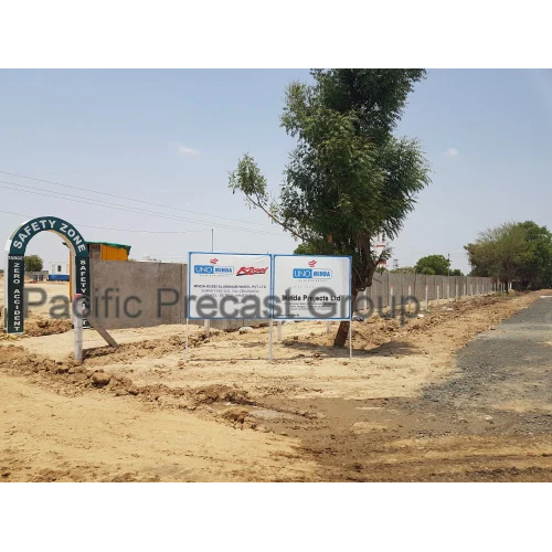 Precast Heavy Duty Boundary Wall - Rcc Material, Panel Size: 2100mm X 300mm X 50mm, Column: 150mm X 150mm , Eco-friendly Design For External Use