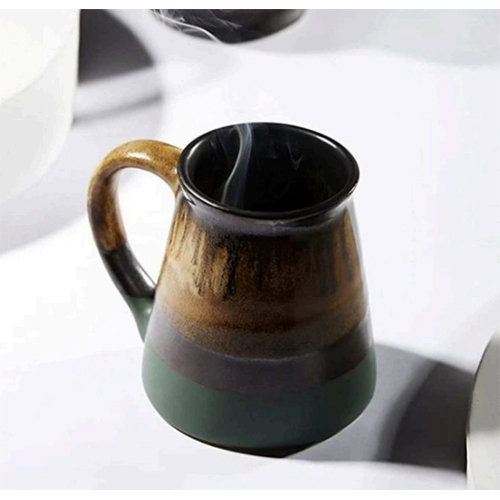 ब्लैक एंड ब्राउन कोर थीम मग