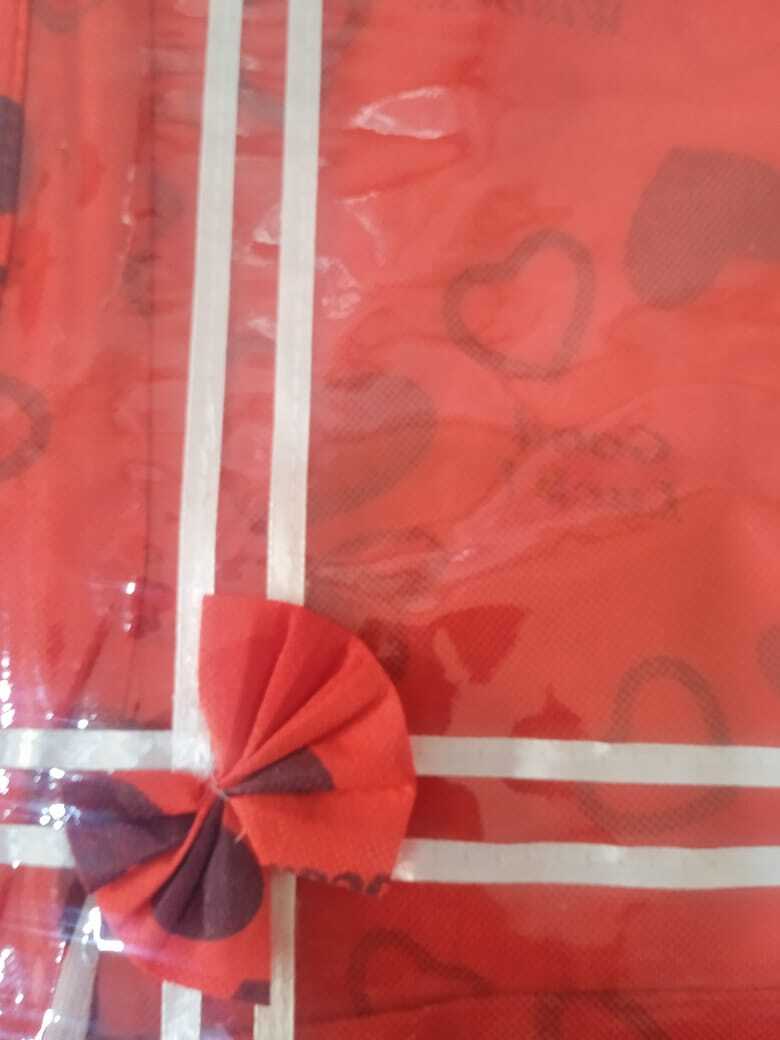Saree Cover - Premium Non-woven Fabric, Stylish And Durable Design For Optimal Protection