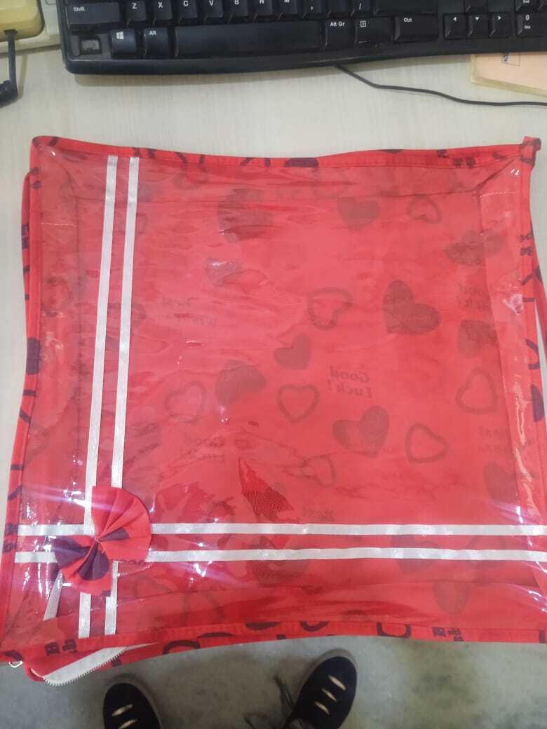 Saree Cover - Premium Non-woven Fabric, Stylish And Durable Design For Optimal Protection