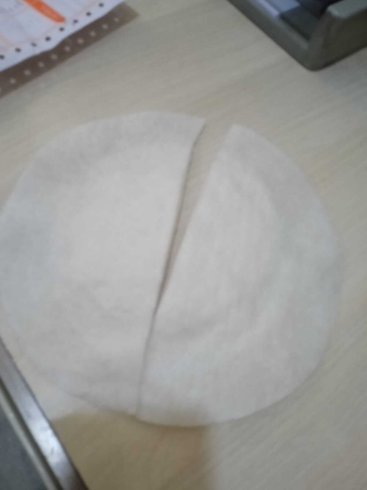 Shoulder Pad - Nonwoven Fabric, Size 8x8 To 12x12 Cm, Color White, Thickness 4mm To 6mm | High Viscosity, Strong Shoulder Support, Plain Pattern