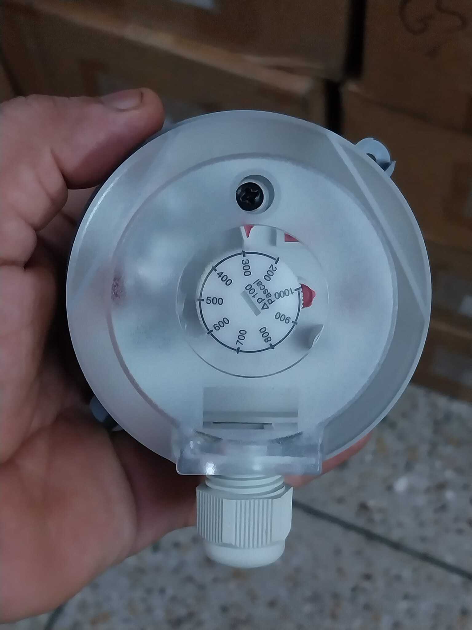 930.80 930.81 930.82 930.83 930.85 930.86 Gemtech Air Differential Pressure Switch - Color: Gray