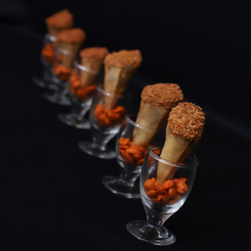 Dabeli Cone Packaging: Vacuum Pack