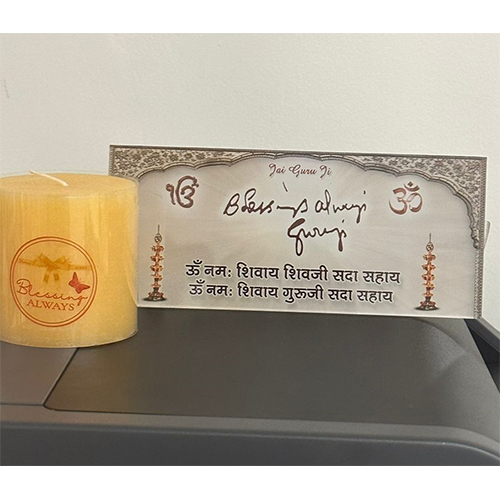 फ्रेम के साथ ग्रे गुरुजी फोटो लिविंग रूम के लिए एलईडी लाइट के साथ गुरुजी स्वरूप फोटो फ्रेम