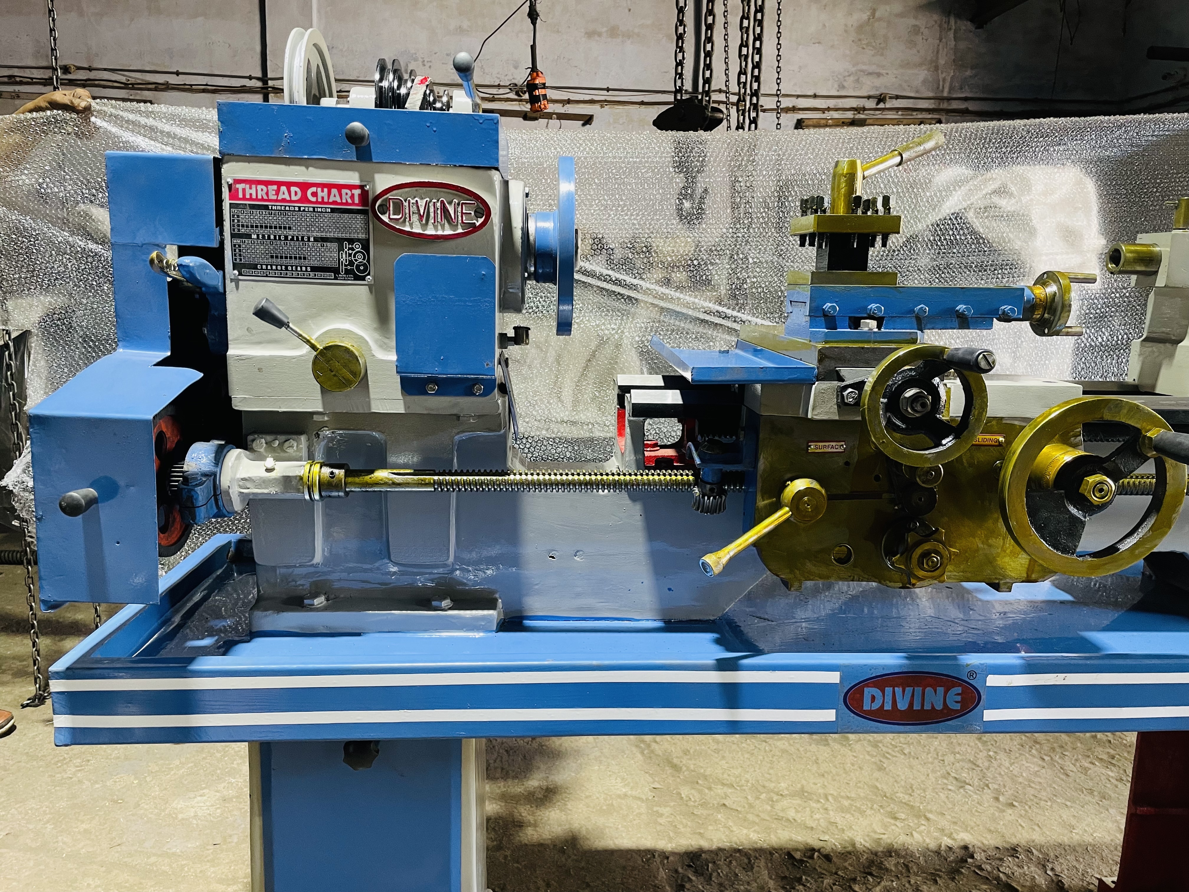 Semi Automatic 4.5 Feet Light Duty Lathe Machine