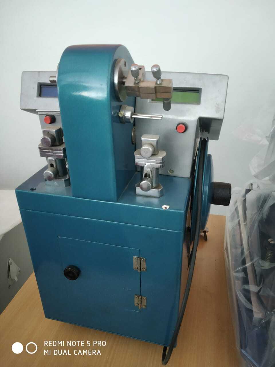 Green Paper Folding Endurance Tester (Kohler Molin Type)