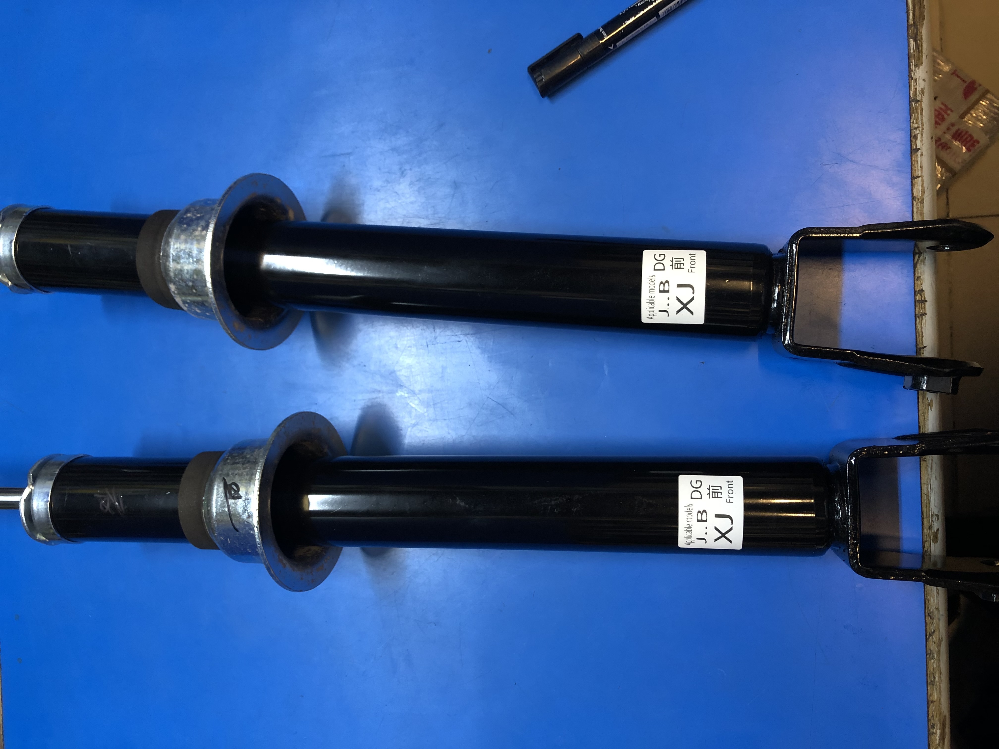 Airmatick Valve - Color: Black