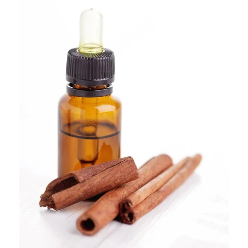 Cinnamon Oil Raw Material: Wood