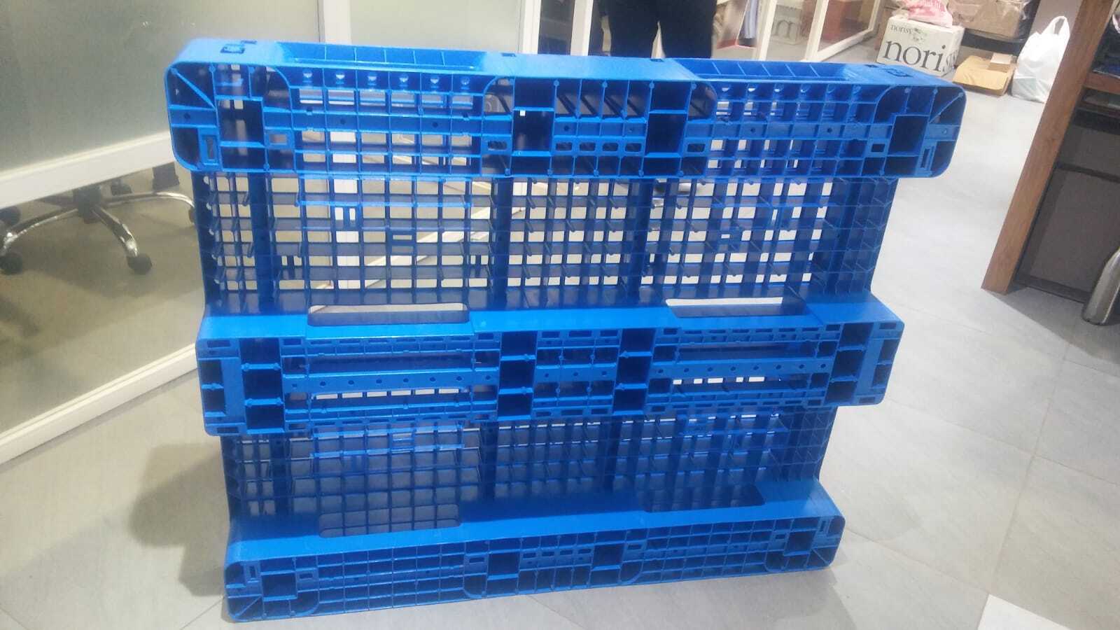 Plastic Pallet - 1200x1000x160 Mm | Food Grade Virgin Plastic, Blue Color, 4-way Forklift Entry, 2-way Handlift, 1000 Kg Dynamic Load, 2500 Kg Static Load, Perforated Non-reversible Deck