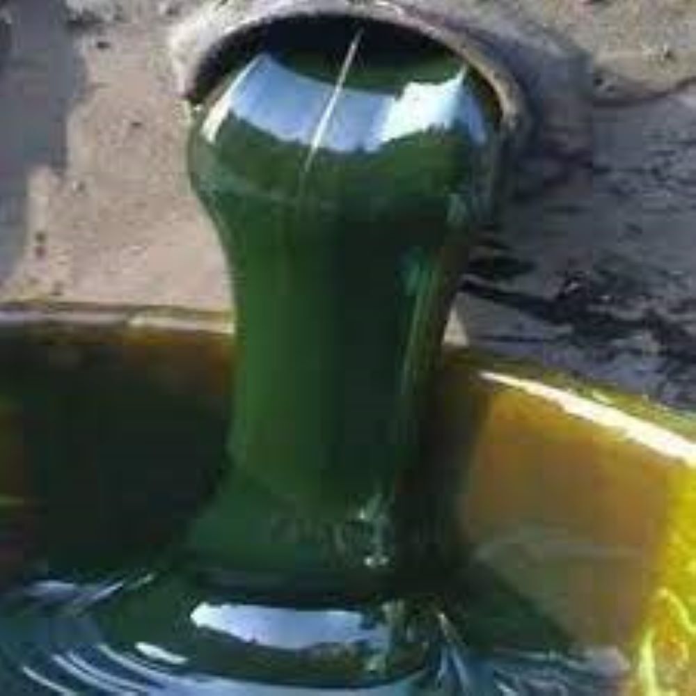 Rubber Processing Oil 710 - Aromatic Type Oil, Dark Color, Nil Ash Content | Strong Smell, Suitable For Automotive Applications, Packed In Drum