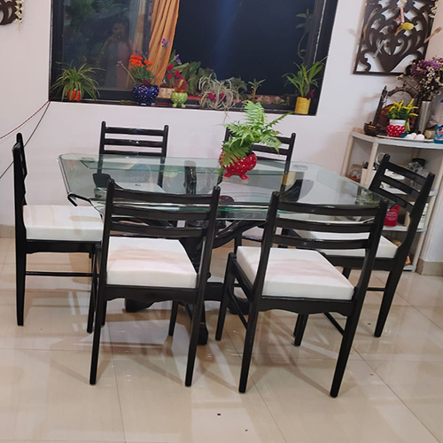 मशीन से बनी 6 सीटर डाइनिंग टेबल