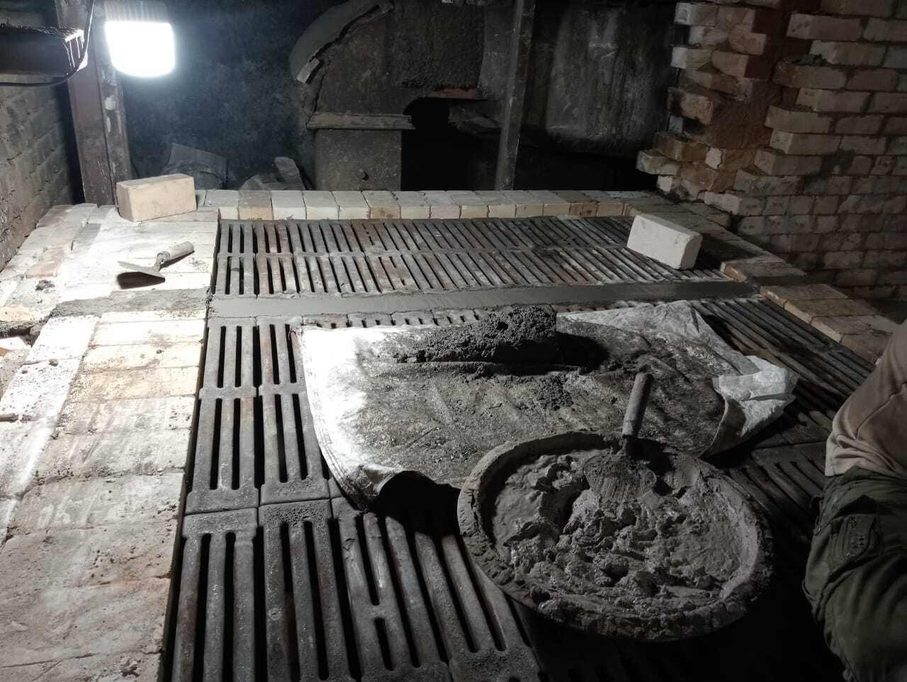 Grate Bar - Cast Iron, 35kg, Black | Coal-fired Heating Element For Industrial Use, Vacuum Pressure Tool