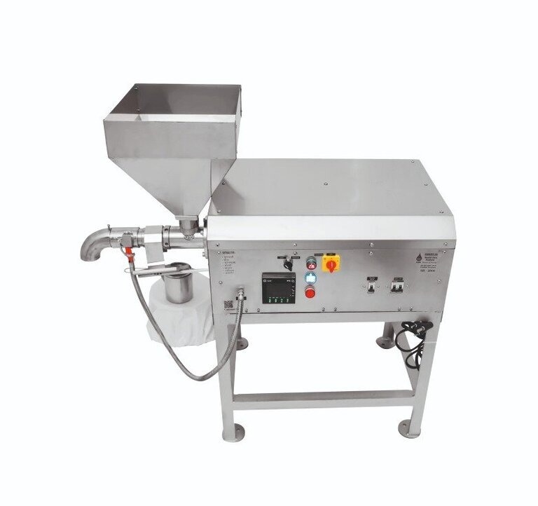 2000w Oil Expeller Machine - Automatic Grade: Semi-automatic