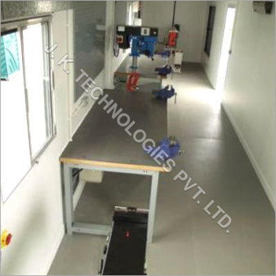 ब्लू वर्कशॉप सॉ