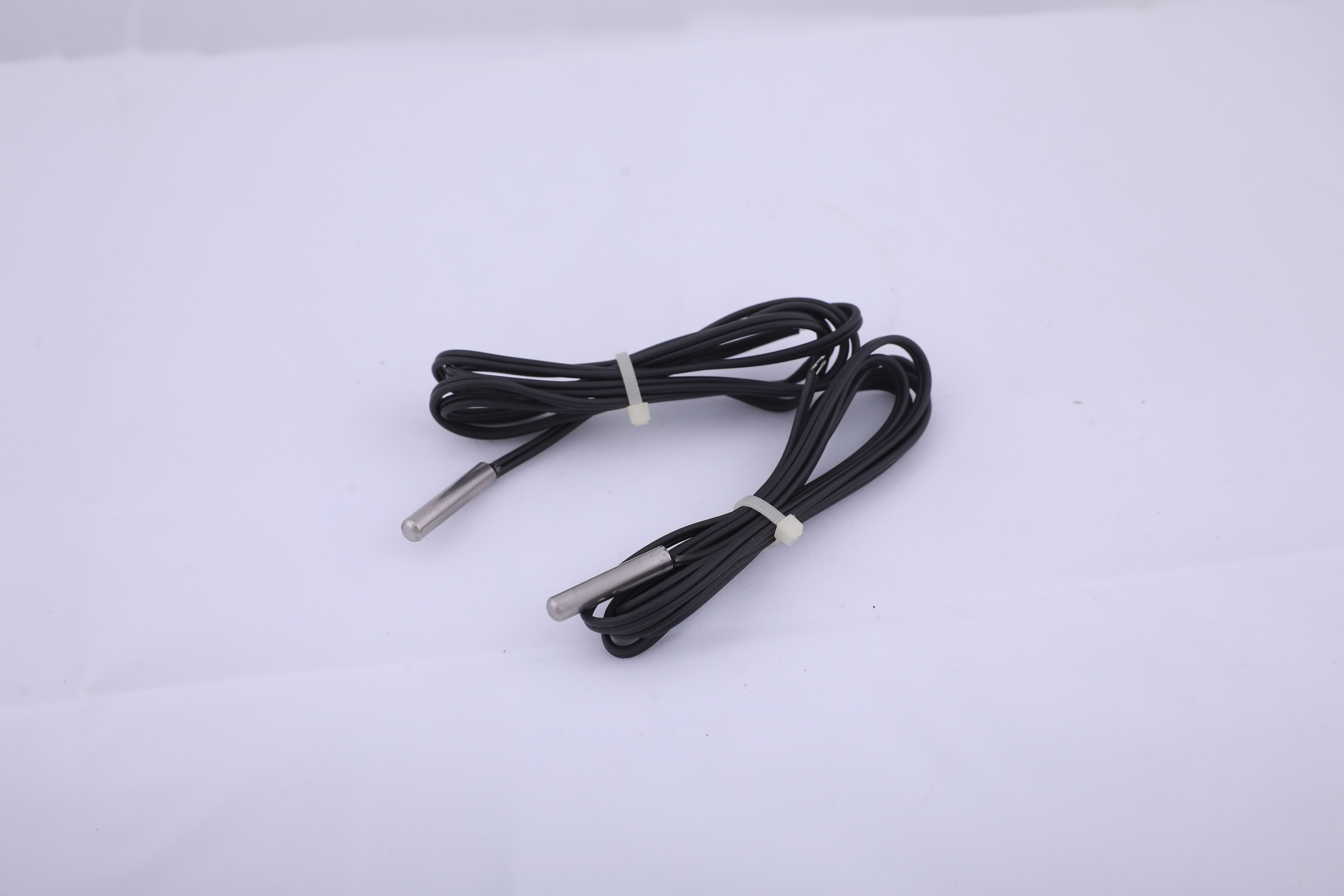 Ntc Thermistor - Optimum Grade Materials, Black Color | 1 Year Warranty, Advanced Technology, Rigorous Quality Inspection