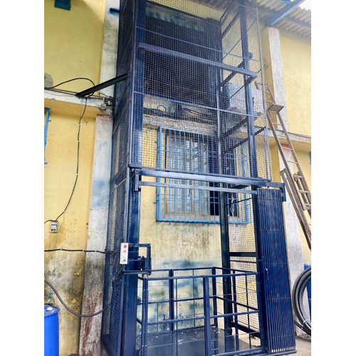 Easy To Operate 2 And 4 Channel Single Cylinder Hydraulic Goods Lift
