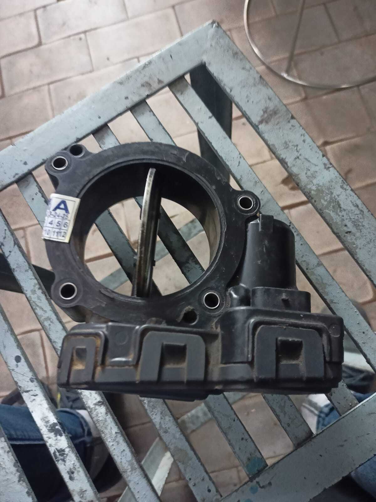Black Mercedes Throttle Body