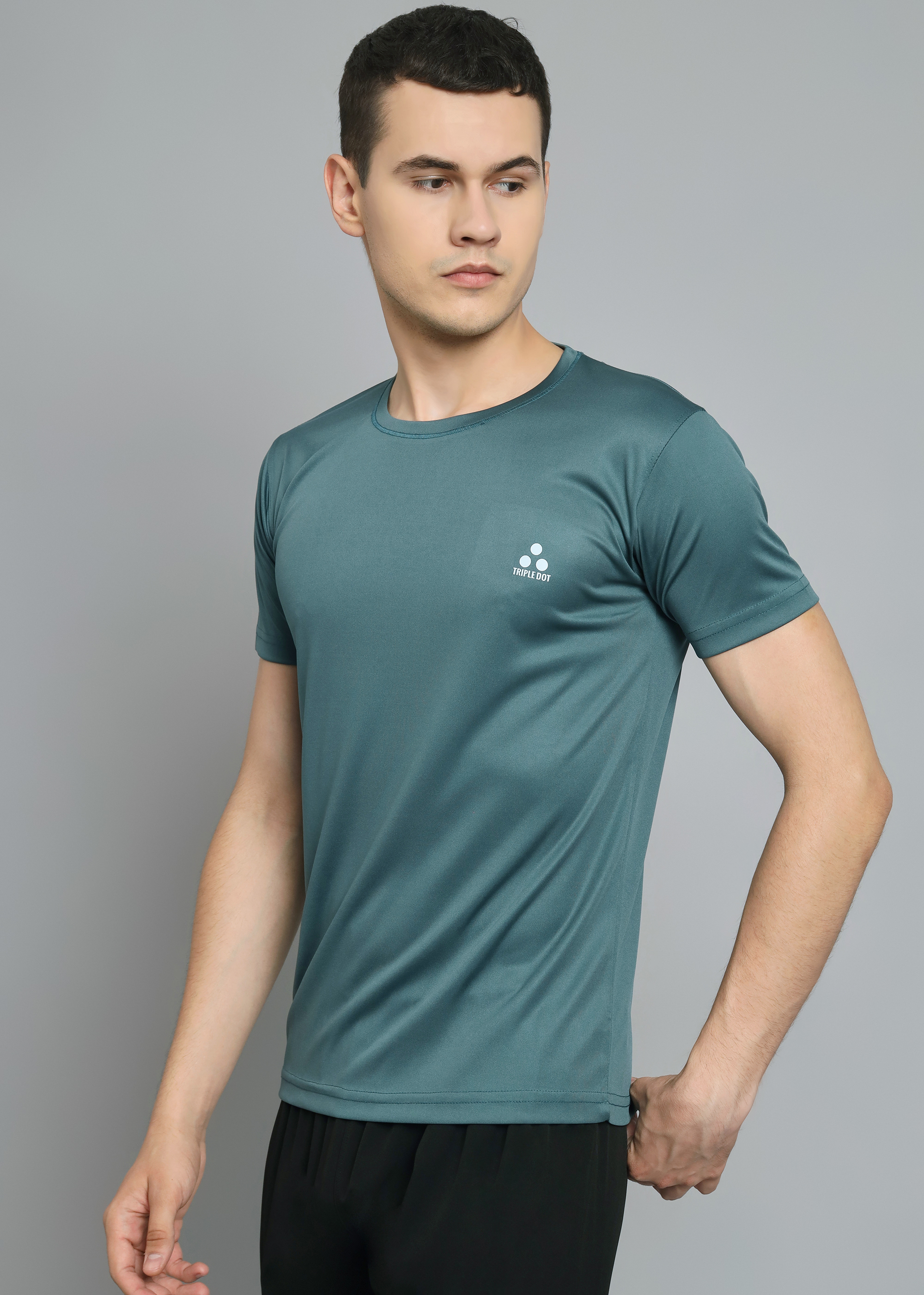 Triple  Dot Round Neck  T Shirt - Age Group: Adult