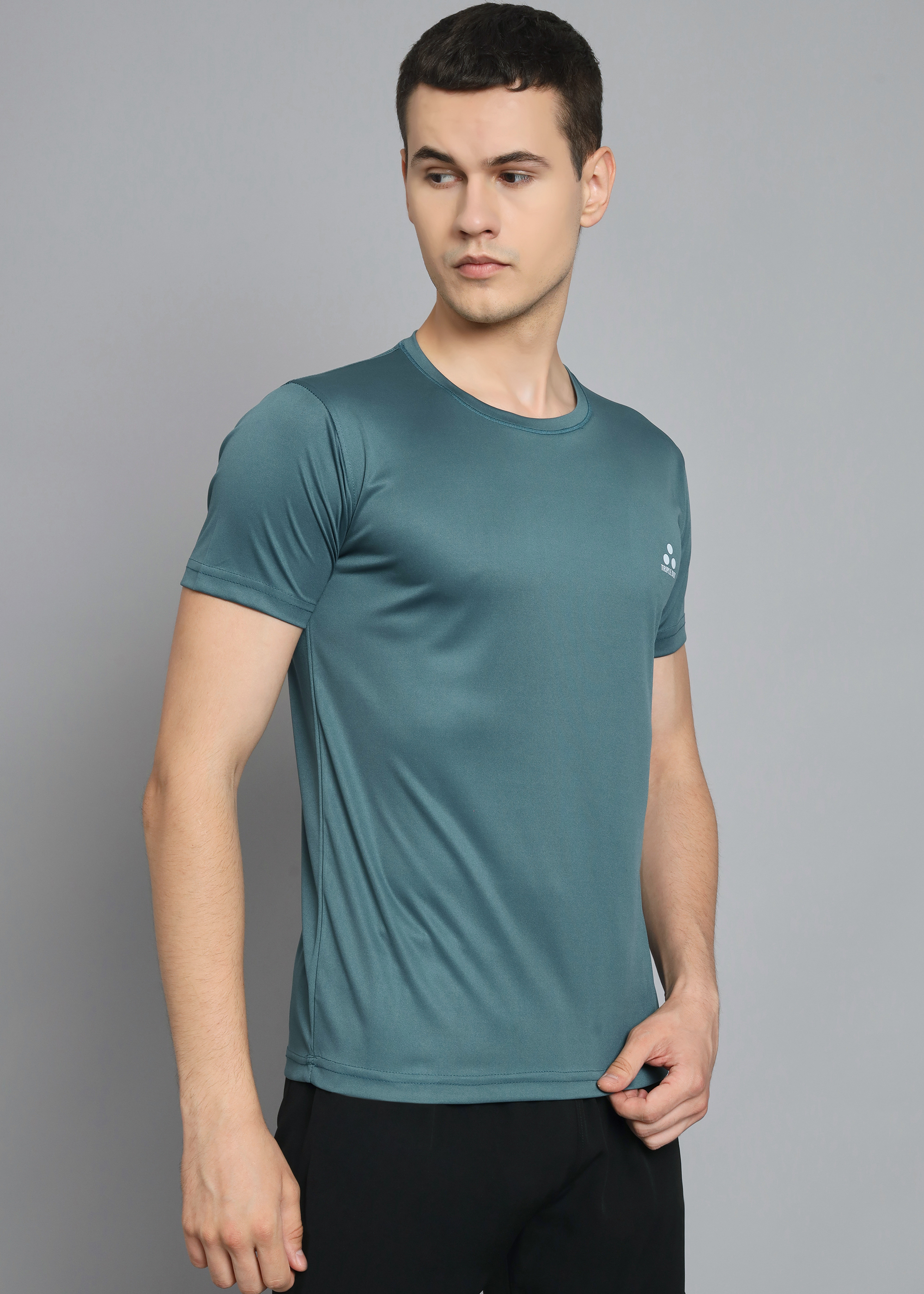 Triple  Dot Round Neck  T Shirt - Age Group: Adult