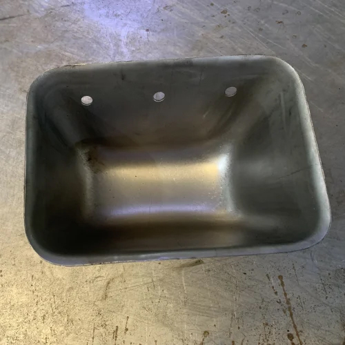 Seamless Elevator Bucket - Mild Steel | Industrial Usage, Available In Various Sizes, Ideal For Diverse Industrial Premises