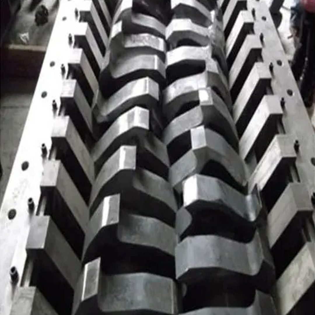 Paper And Cardboard Recycling Machine With Shred Capacity (1000 Kg/hr) - Motor Type: 20 Hp