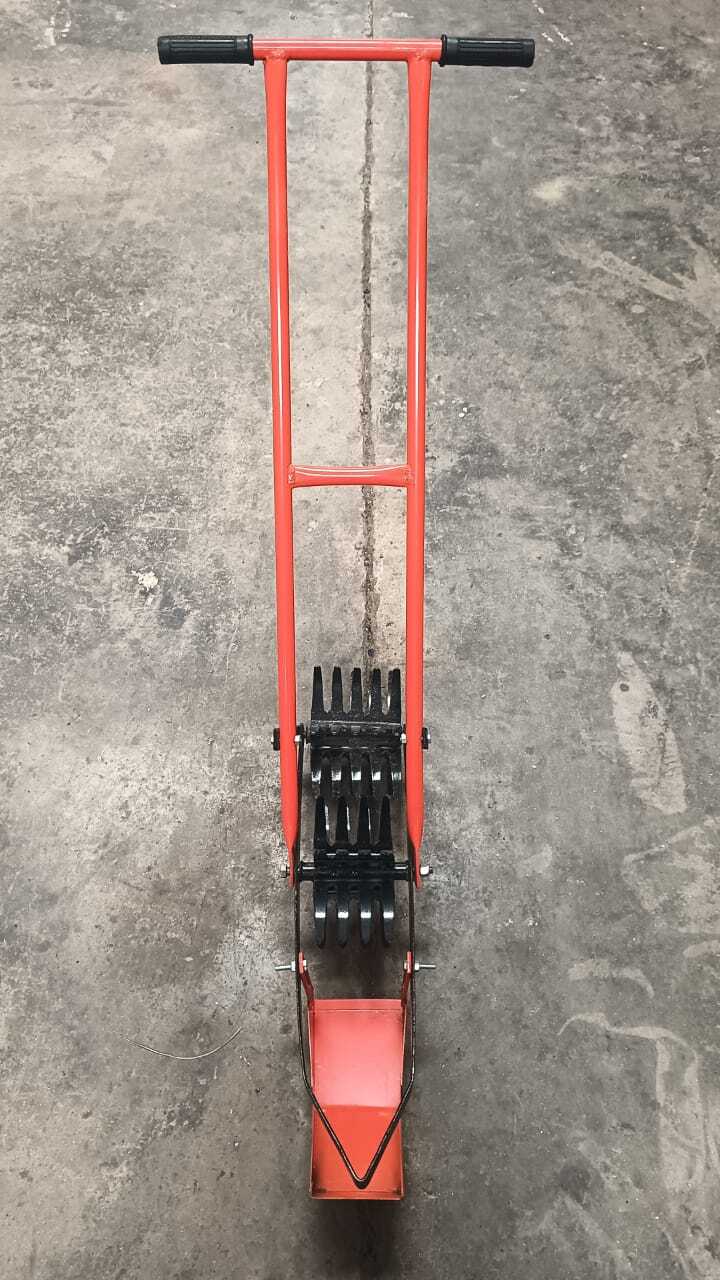 Paddy Weeder - Stainless Steel, Hand Crank Mechanism | Orange Color, Industrial Use, Warranty Included