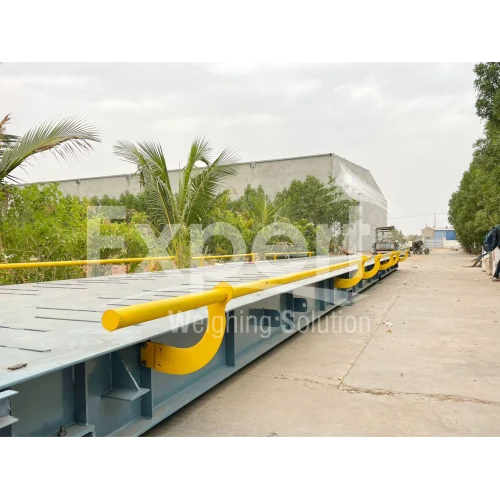Electronic Truck Scale - Heavy-Duty Steel Construction | Precision Weighing Technology, Built for Industrial Use