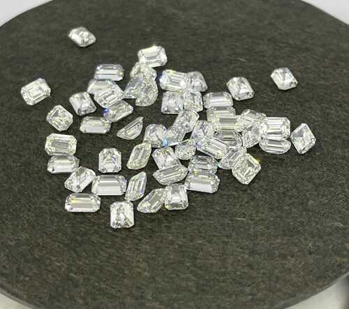 Emerald Shapes हीरे