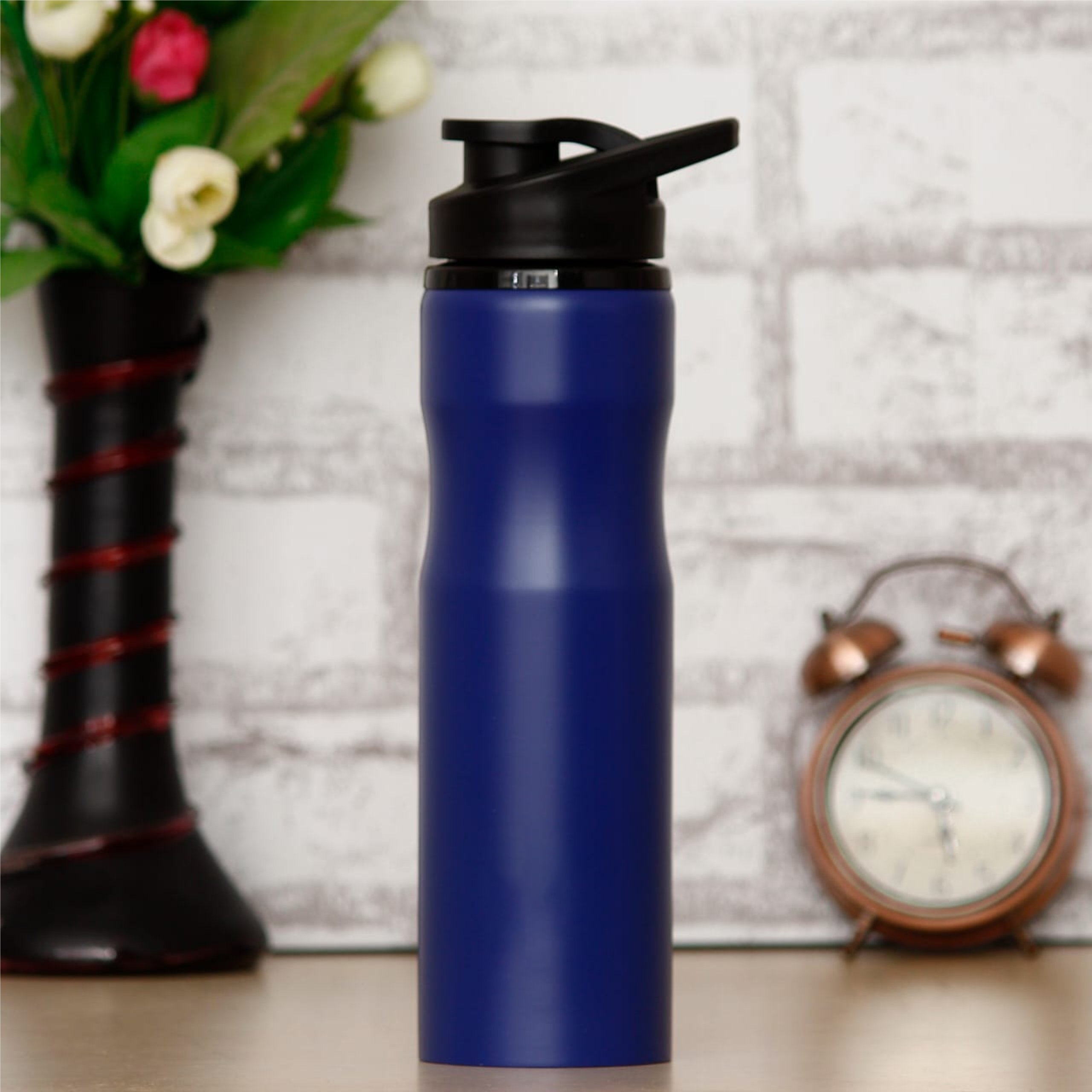 Arch Sipper Bottle - Stainless Steel, 750 Ml , Red, Black & Blue | Hook Lid For Easy Carrying, Large Mouth For Cleaning, Fits Most Holders