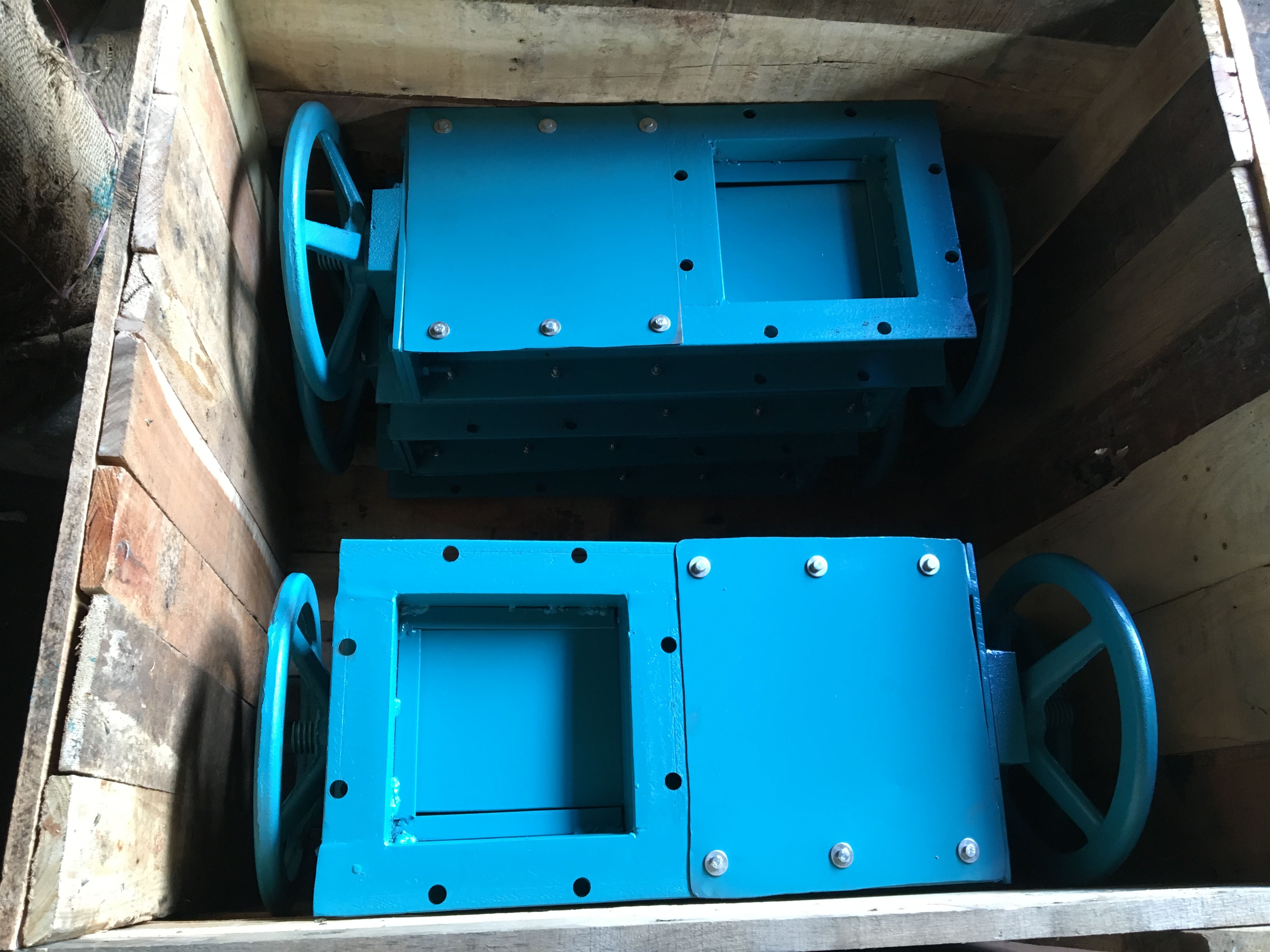 Industrial Slide Gate Valves - Material: Stainless Steel