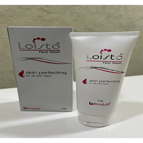 लोइस्टो फेसवॉश सामग्री: हर्बल एक्सट्रैक्ट्स