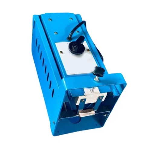 उच्च गुणवत्ता वाली स्वचालित पोल्ट्री डिबीकर मशीन