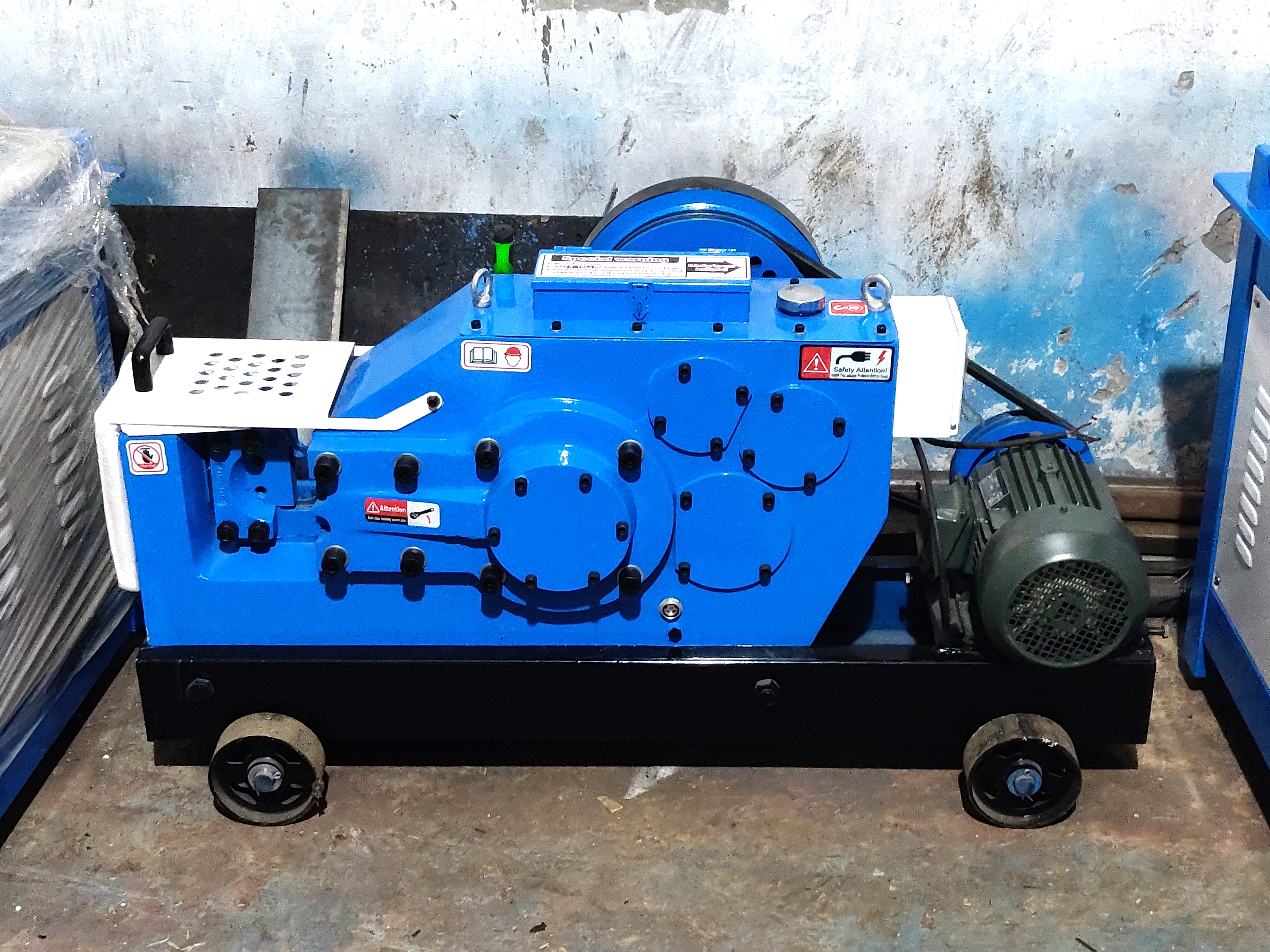 Steel Cutting Machine - 1400x530x850 Mm, Customized Color | 6 - 40 Mm Capacity, 1 Year Warranty, Manual Control System, 415v Voltage